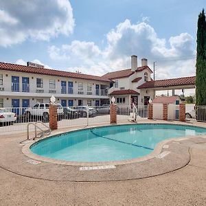 Americas Best Value Inn San Antonio